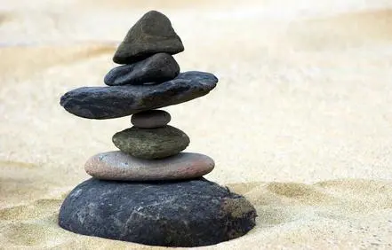 A stack of rocks on top of each other.